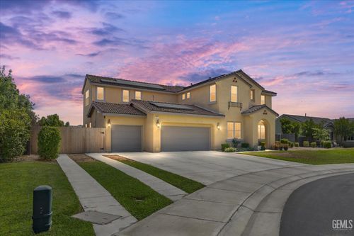 15617 Avanti Dr, Bakersfield, CA, 93314-6731 | Card Image
