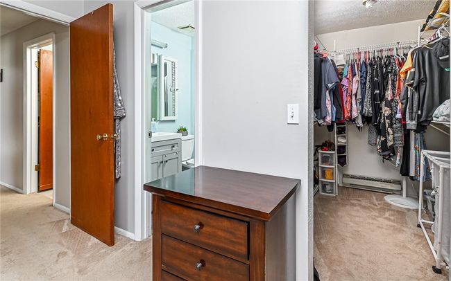 APT-1 - 250 Waverly Ave, Condo with 2 bedrooms, 2 bathrooms and null parking in West View PA | Image 13