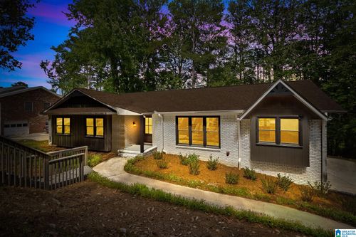 1608 Kestwick Dr, HOOVER, AL, 35226-2350 | Card Image