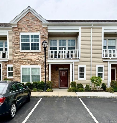 8-upper-8 Wexford Ln, Oceanside, NY, 11572-5200 | Card Image