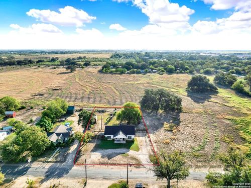 1301 Avenue H, Hondo, TX, 78861-1320 | Card Image