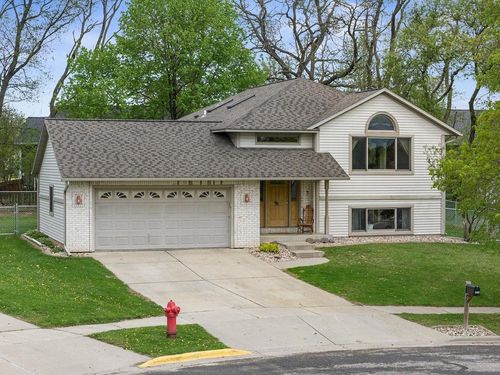 2366 Reinhardt Court, Reedsburg, WI, 53959 | Card Image