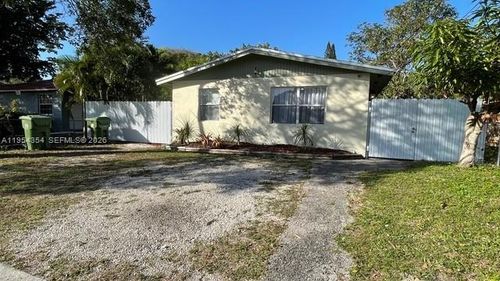 2433 Nw 20th St, Fort Lauderdale, FL, 33311-3408 | Card Image