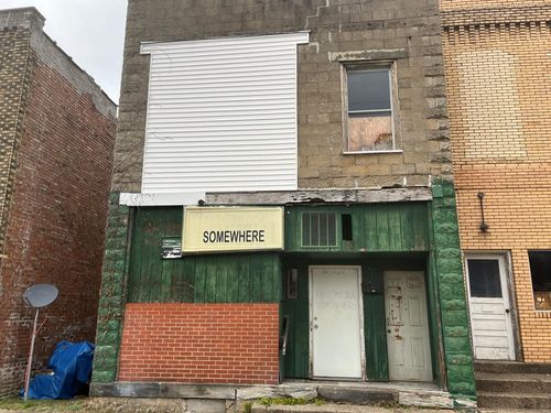 61 6th St, McMechen, WV, 26040-1061 | Card Image