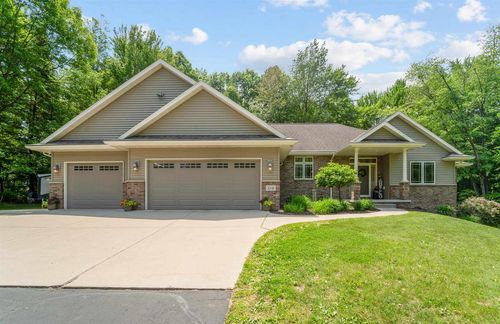 3241 Sunrise Road, SUAMICO, WI, 54313 | Card Image