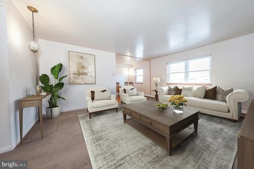 apt-f4-1 Radnor Dr, NEWTOWN SQUARE, PA, 19073-4264 | Card Image