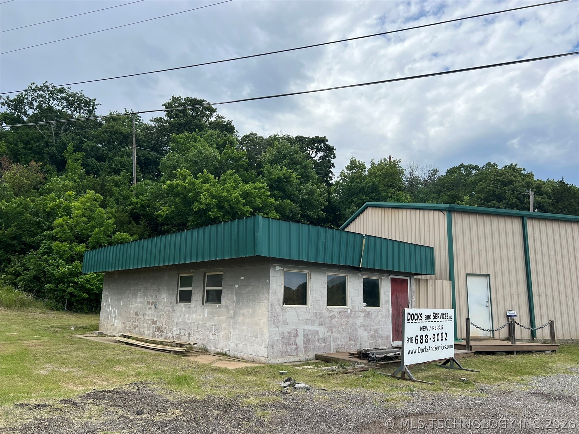 Commercial Sale in Cleveland 4