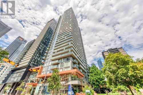 3706-50 Wellesley St E, Toronto, ON, M4Y0C8 | Card Image