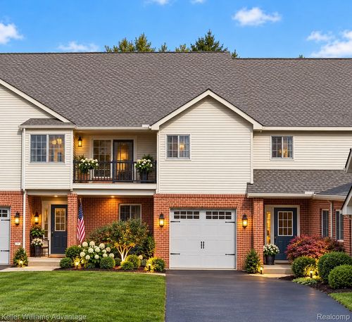 32 Highland Ave, Clawson, MI, 48017-1539 | Card Image