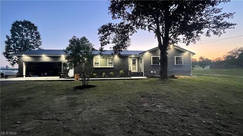 8951 Youngstown Kingsville Rd, Farmdale, OH, 44417-9731 | Card Image