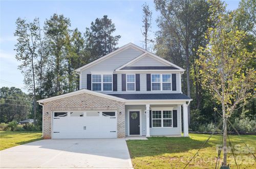 537 Dawn Cir, Charlotte, NC, 28213-6811 | Card Image