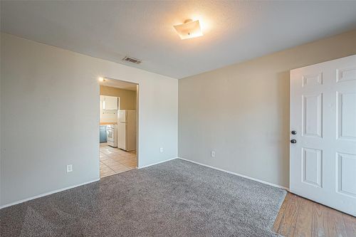 4410 Buck St, Houston, TX, 77020-7102 | Card Image