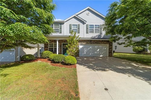 4103 Pepperbush Dr, Greensboro, NC, 27405-8213 | Card Image