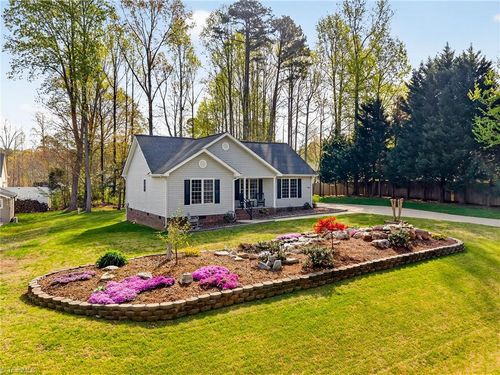 2148 Sarina Dr, Randleman, NC, 27317-9516 | Card Image
