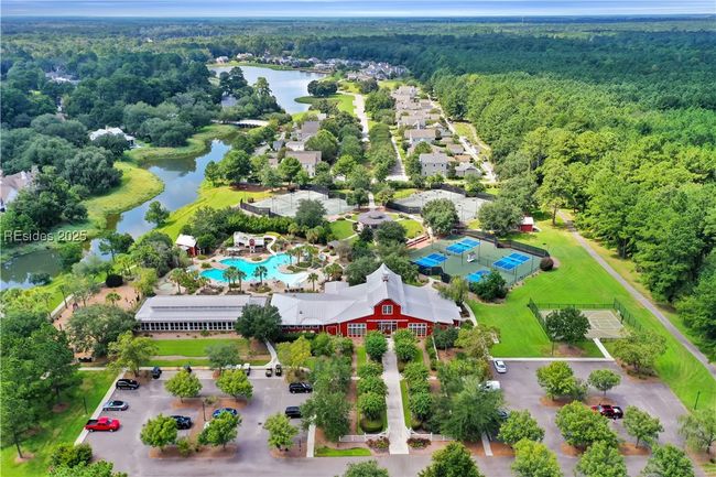 24 Carrier Blf, House other with 5 bedrooms, 5 bathrooms and null parking in Bluffton SC | Image 98