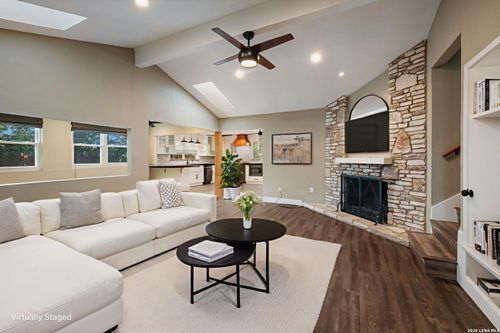 8715 Bridington, San Antonio, TX, 78239-2802 | Card Image