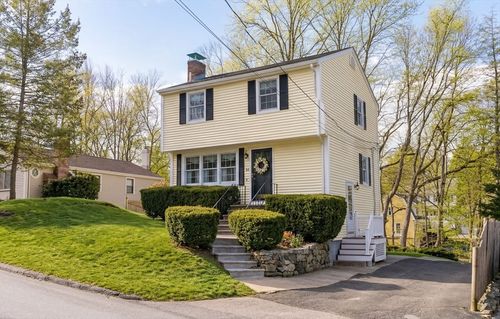 64 Longfellow Rd, Reading, MA, 01867-2159 | Card Image