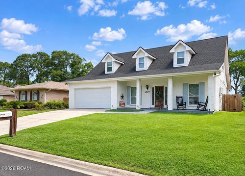 209 Chubasco Ln, Slidell, LA, 70458-9109 | Card Image
