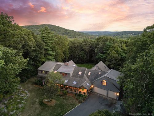 13 Woodland Dr, Canton, CT, 06019-2005 | Card Image