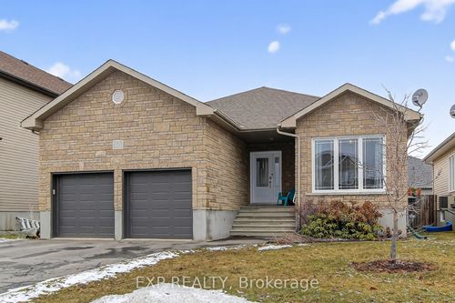 80 Chad St, Limoges, ON, K0A2M0 | Card Image