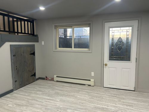 319 King St N, Alliston, ON, L9R1N3 | Card Image