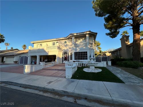 4408 N Pioneer Way, Las Vegas, NV, 89129-5913 | Card Image