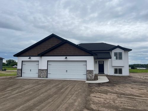 2562 341st Avenue Nw, Cambridge, MN, 55008 | Card Image