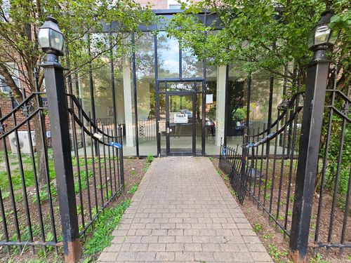 apt-c10-40 Owen Street, Hartford, CT, 06105 | Card Image