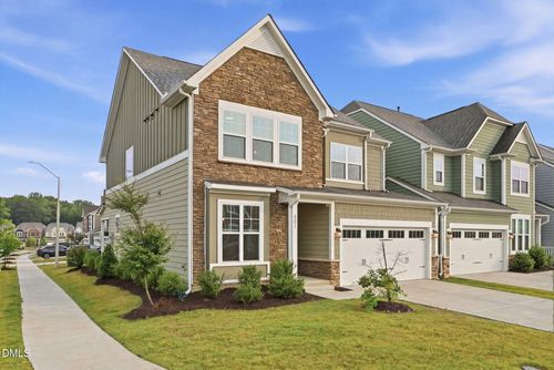 401 Ressler St, Holly Springs, NC, 27540-5811 | Card Image