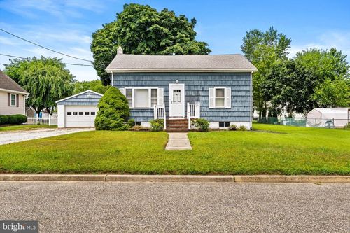112 Douglas Ave, Hamilton, NJ, 08619-1225 | Card Image