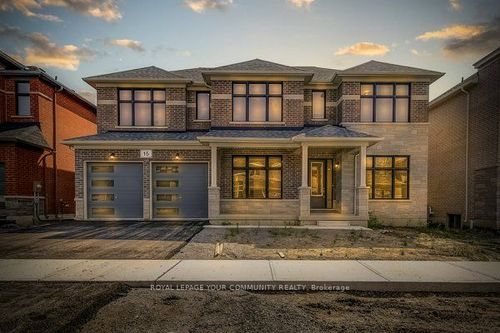 15 Rail Trail Crt, Sutton West, ON, L0E1R0 | Card Image