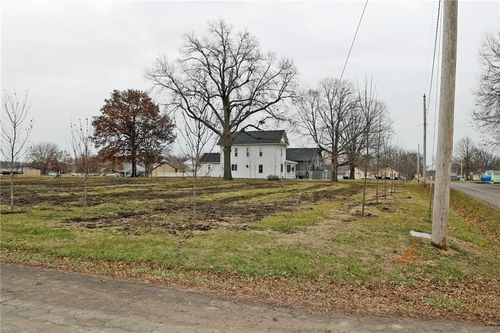 500 Pennsylvania Ave, East Lynne, MO, 64743 | Card Image