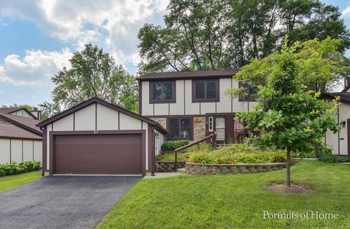 57 White Oak Cir, St. Charles, IL, 60174-4164 | Card Image
