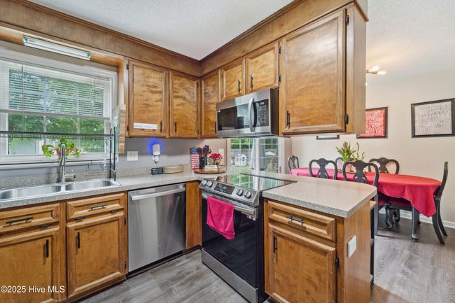 109 King St, House other with 3 bedrooms, 2 bathrooms and 1 parking in Jacksonville NC | Image 24