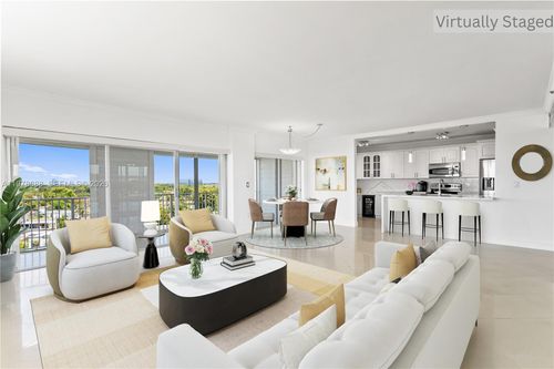 apt-816-3850 Washington St, Hollywood, FL, 33021-7356 | Card Image