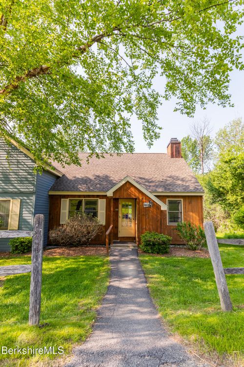 85-37 Corey Rd, Hancock, MA, 01237-9545 | Card Image