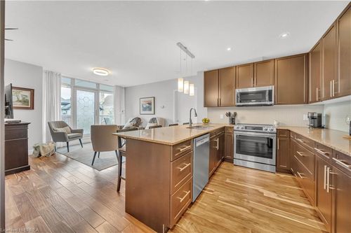 214-188 King St S, Waterloo, ON, N2J0C6 | Card Image