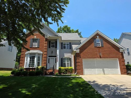 10607 Old Bridge Ln, Charlotte, NC, 28269-8153 | Card Image