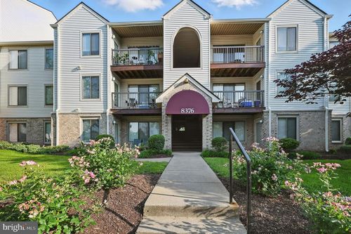 apt-102-8376 Buttress Ln, MANASSAS, VA, 20110-7079 | Card Image