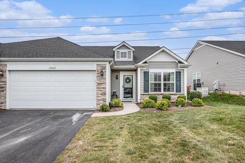 15407 W 102nd Pl, Dyer, IN, 46311-7766 | Card Image