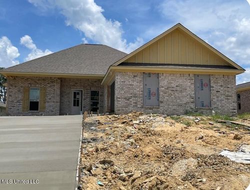110 Madisonville Dr, Canton, MS, 39046-1108 | Card Image