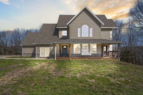 996 Seveno Rdg Rd, Highlandville, MO, 65669-8400 | Card Image