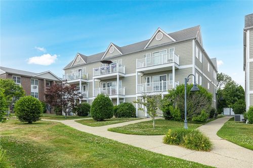 unit-58-675 Metacom Ave, Bristol, RI, 02809-8503 | Card Image