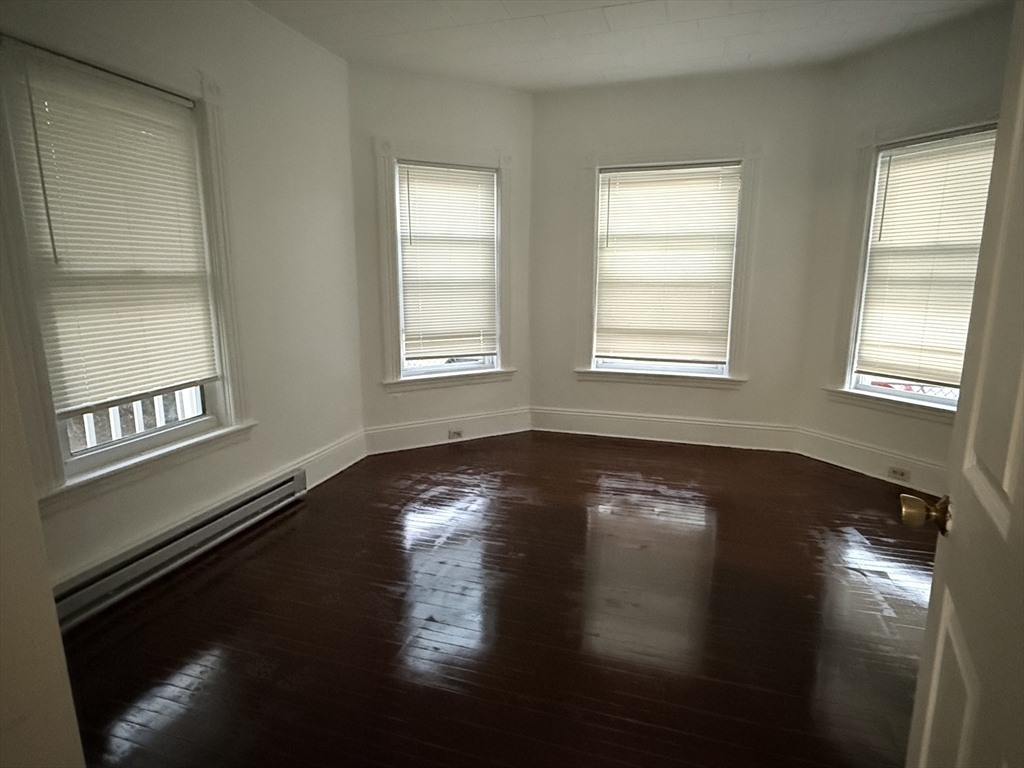 Residential Lease in Worcester 3