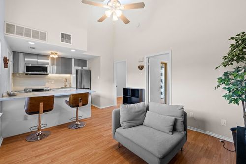 apt-12-601 Nelray Blvd, Austin, TX, 78751-1027 | Card Image