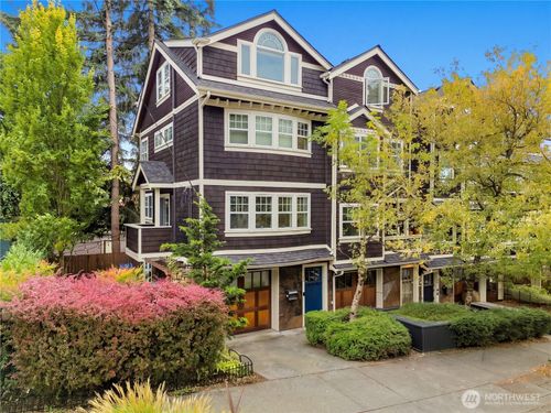 1109 E Harrison Street, Seattle, WA, 98102 | Card Image