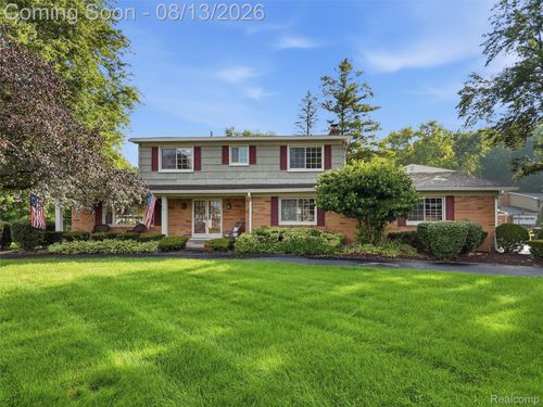 52338 Livingstone Ct, Shelby Township, MI, 48316-3444 | Card Image