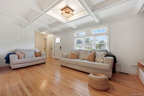 4 Wilson Rd, Brewster, NY, 10509-1016 | Card Image