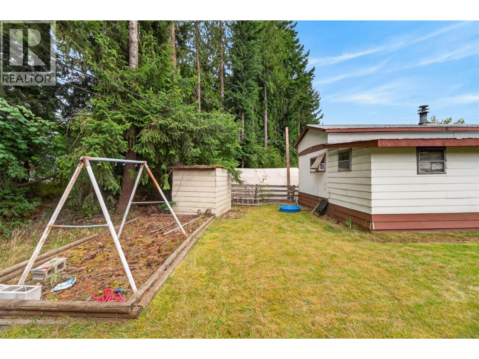 Residential in Sicamous 5
