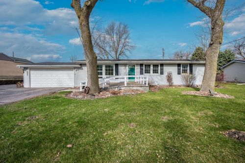 103 7th St N, Swea City, IA, 50590-1052 | Card Image